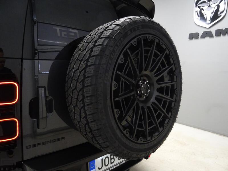 Land Rover Defender vaihtoauto