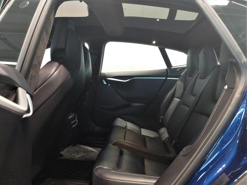 Tesla Model S vaihtoauto