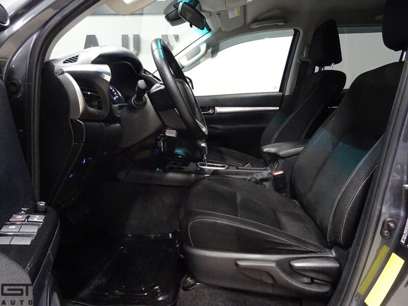 Toyota Hilux vaihtoauto