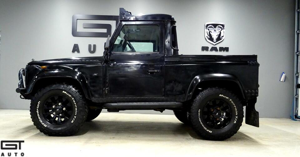 Land Rover Defender vaihtoauto