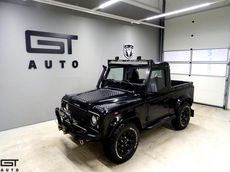 Land Rover Defender vaihtoauto