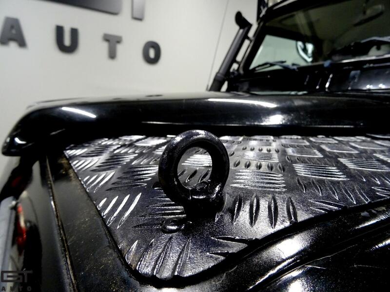 Land Rover Defender vaihtoauto