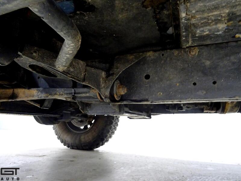 Land Rover Defender vaihtoauto