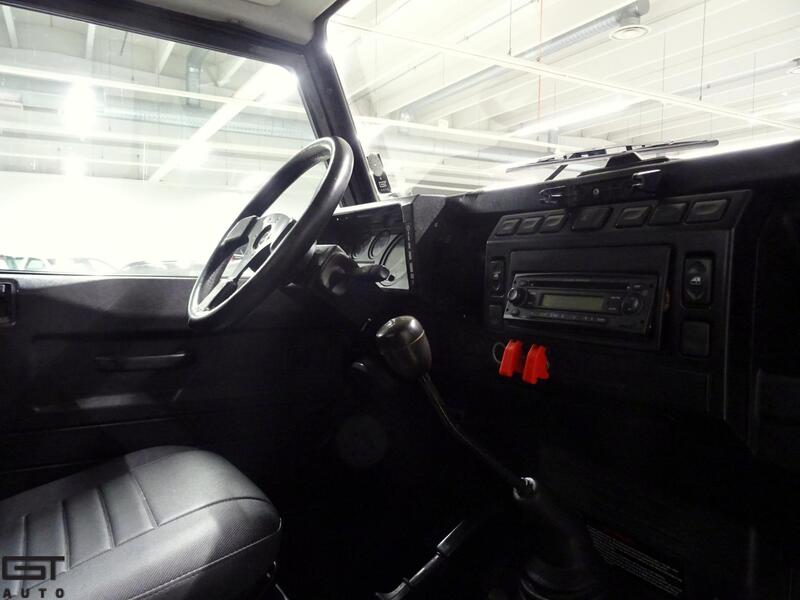 Land Rover Defender vaihtoauto