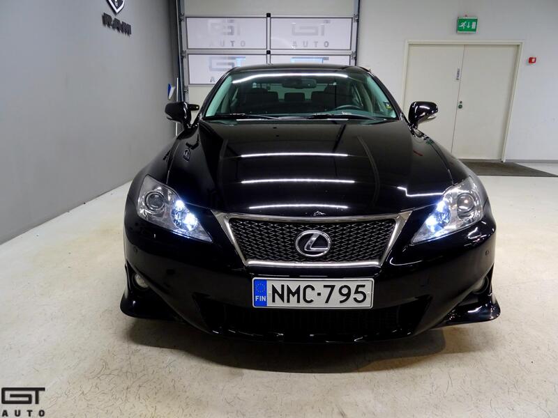 Lexus IS vaihtoauto