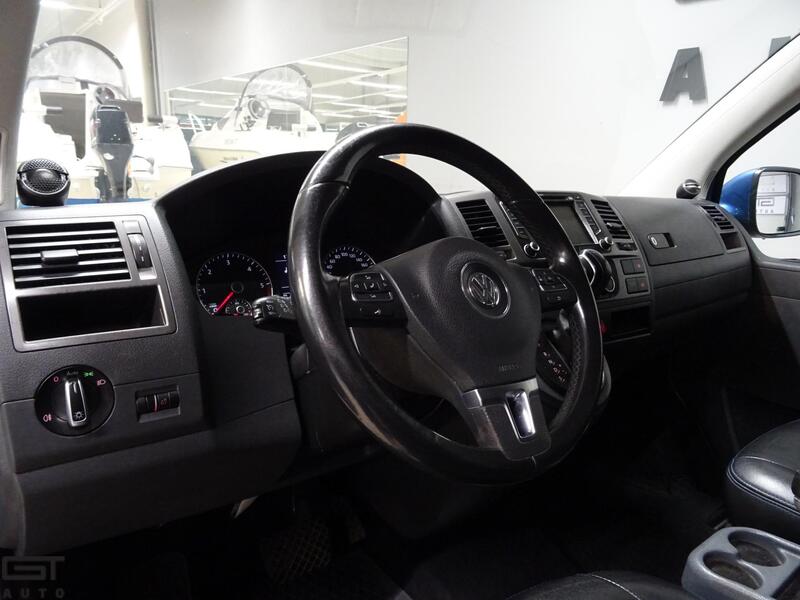 Volkswagen Caravelle vaihtoauto