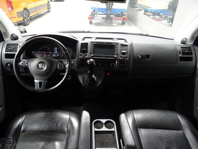 Volkswagen Caravelle vaihtoauto