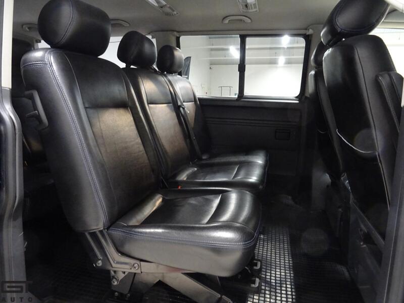 Volkswagen Caravelle vaihtoauto