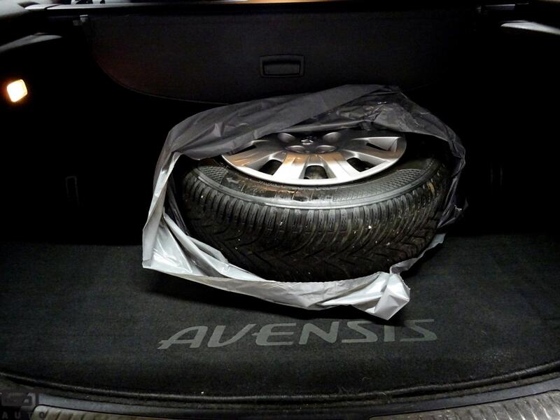 Toyota Avensis vaihtoauto