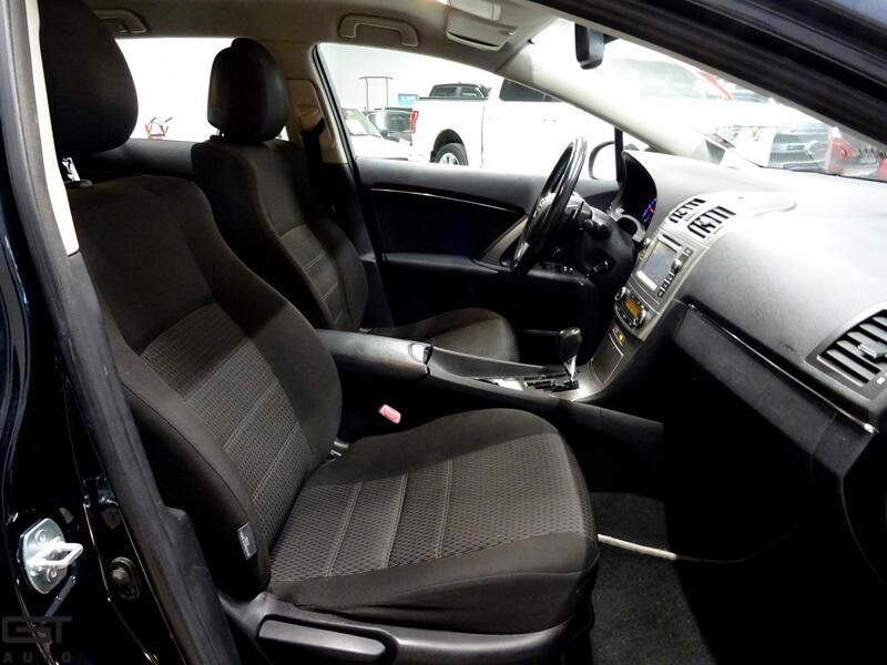 Toyota Avensis vaihtoauto