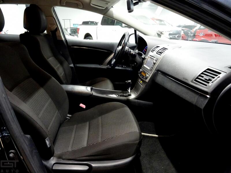 Toyota Avensis vaihtoauto