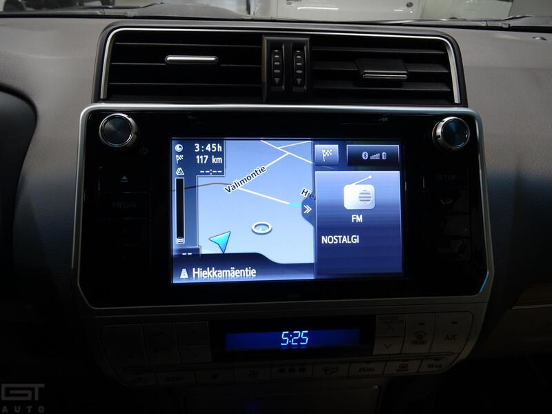 Toyota Land Cruiser vaihtoauto
