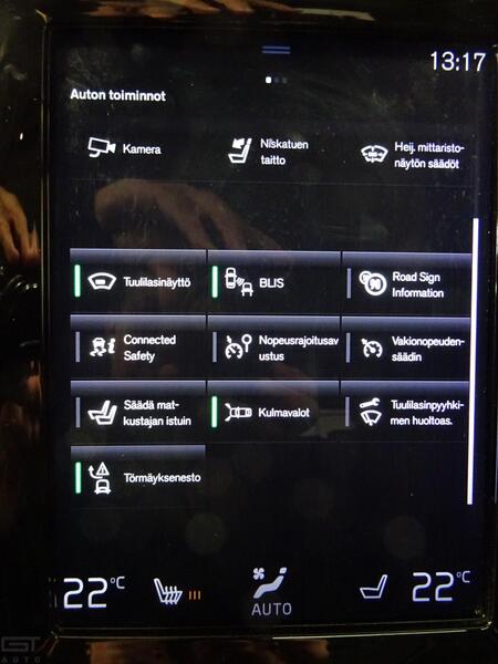 Volvo V90 Cross Country vaihtoauto