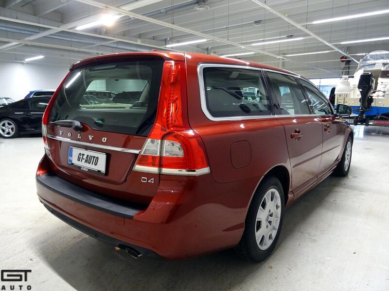 Volvo V70 vaihtoauto