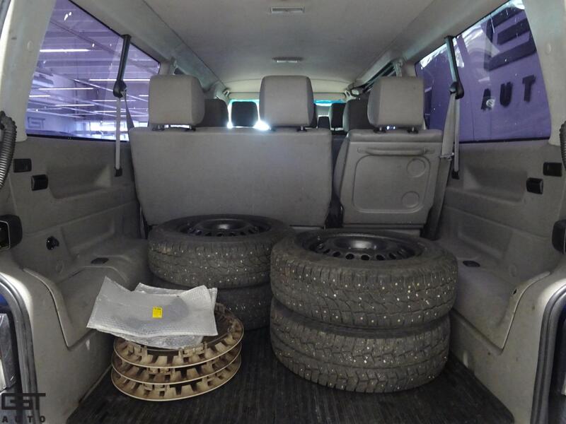 Volkswagen Caravelle vaihtoauto