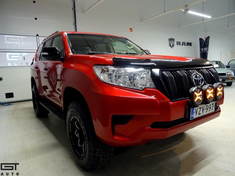 Toyota Land Cruiser vaihtoauto