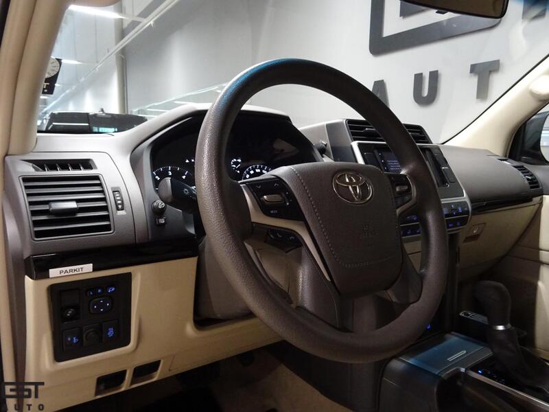 Toyota Land Cruiser vaihtoauto