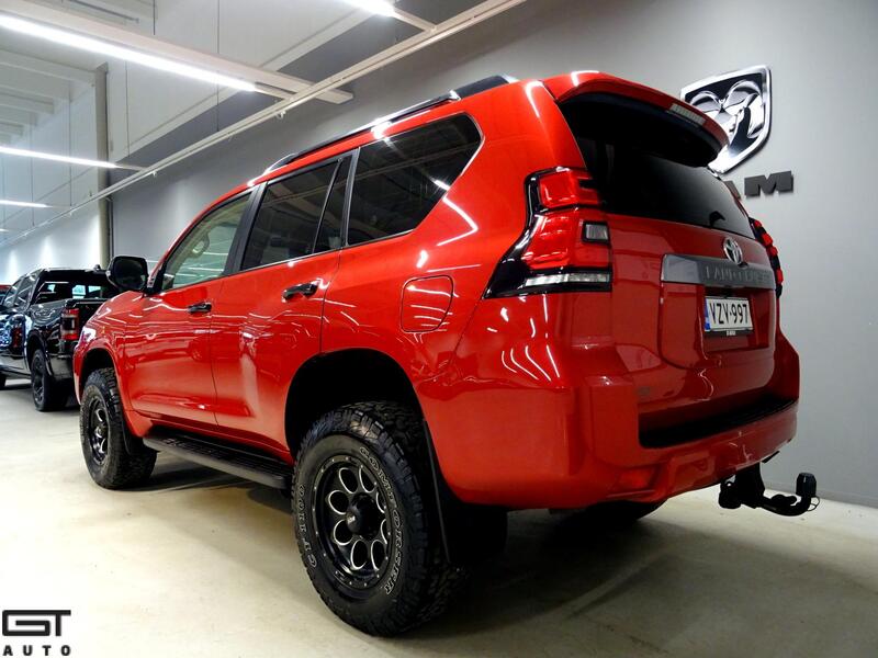 Toyota Land Cruiser vaihtoauto