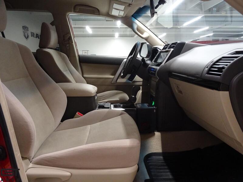 Toyota Land Cruiser vaihtoauto