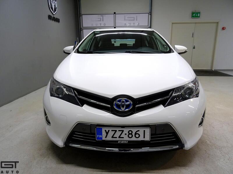 Toyota Auris vaihtoauto