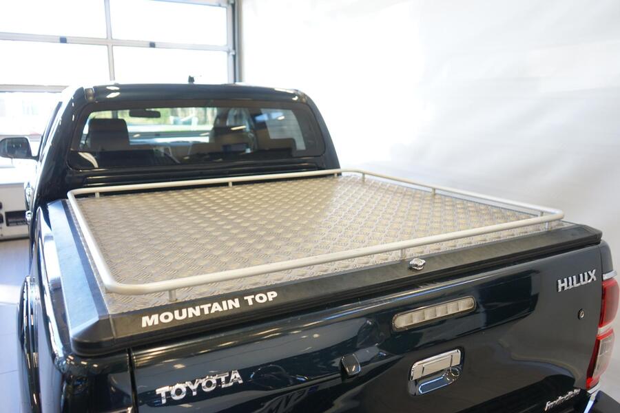 Toyota Hilux vaihtoauto