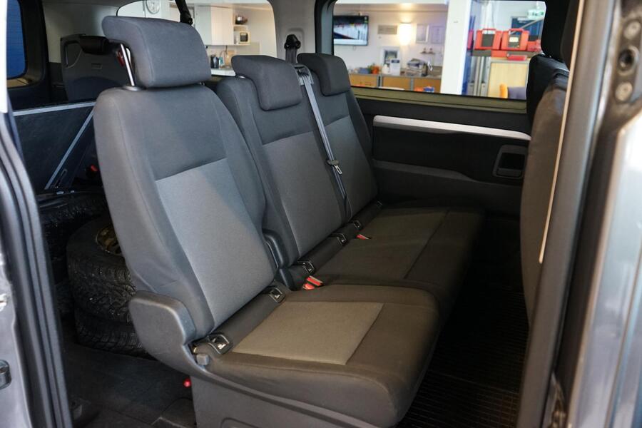 Peugeot Traveller vaihtoauto