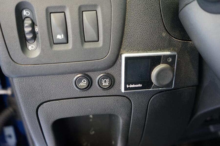 Nissan NV400 vaihtoauto