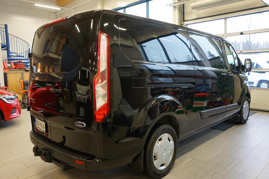 Ford Transit Custom vaihtoauto