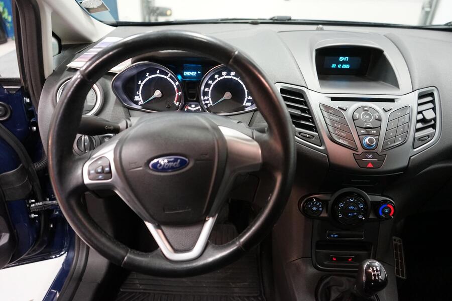 Ford Fiesta vaihtoauto