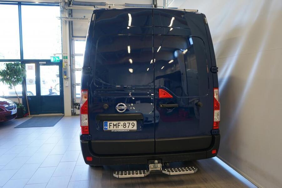 Nissan NV400 vaihtoauto