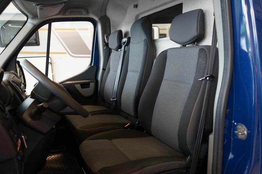 Nissan NV400 vaihtoauto