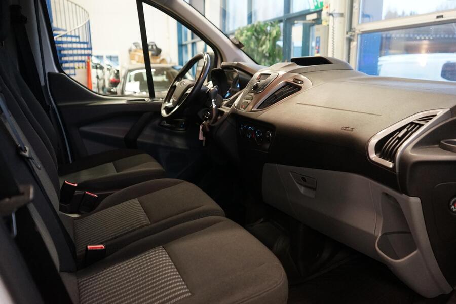 Ford Transit Custom vaihtoauto