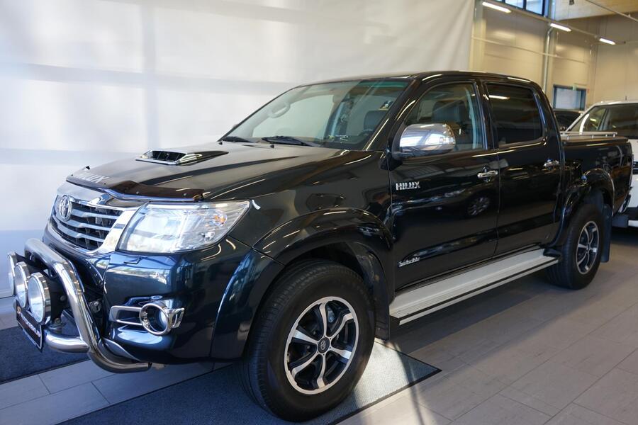 Toyota Hilux vaihtoauto