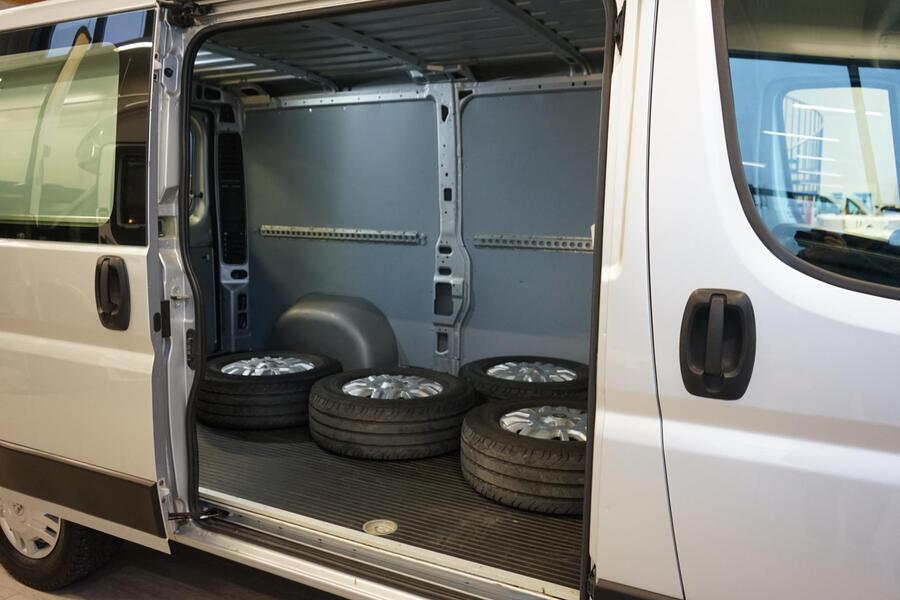 Peugeot Boxer vaihtoauto