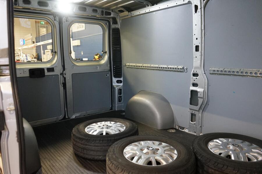 Peugeot Boxer vaihtoauto