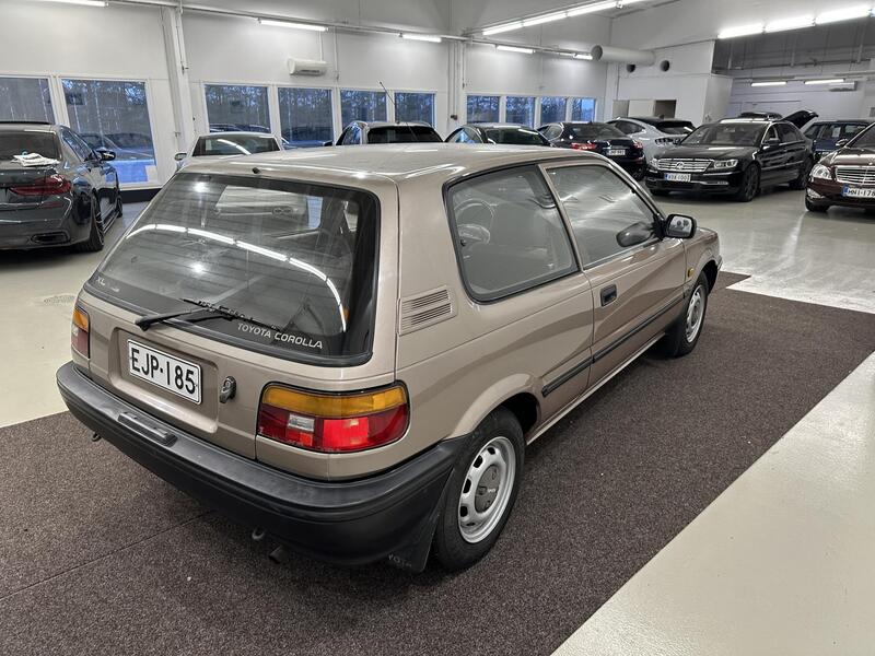 Toyota Corolla vaihtoauto