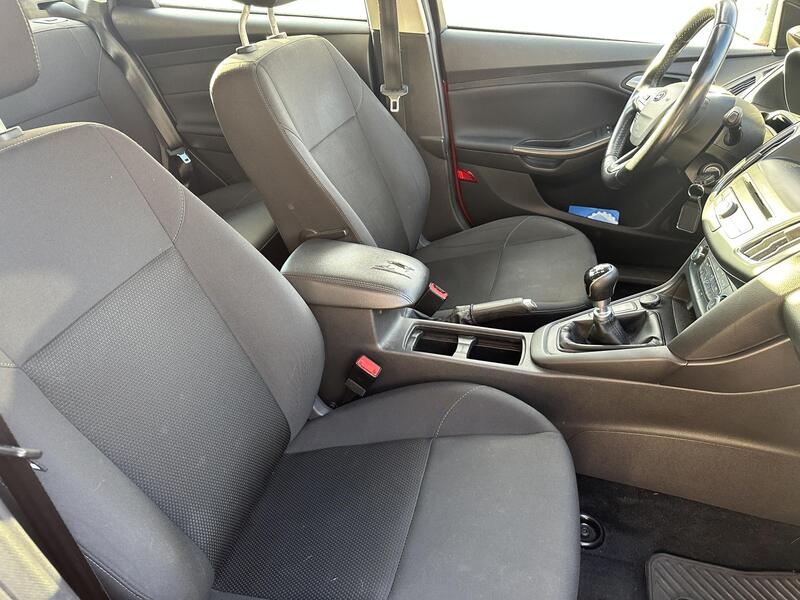 Ford Focus vaihtoauto