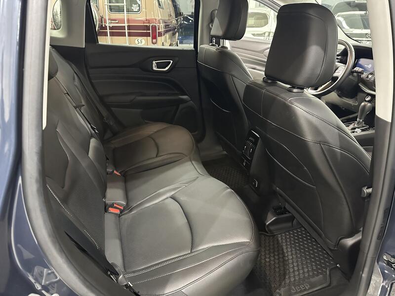 Jeep Compass vaihtoauto