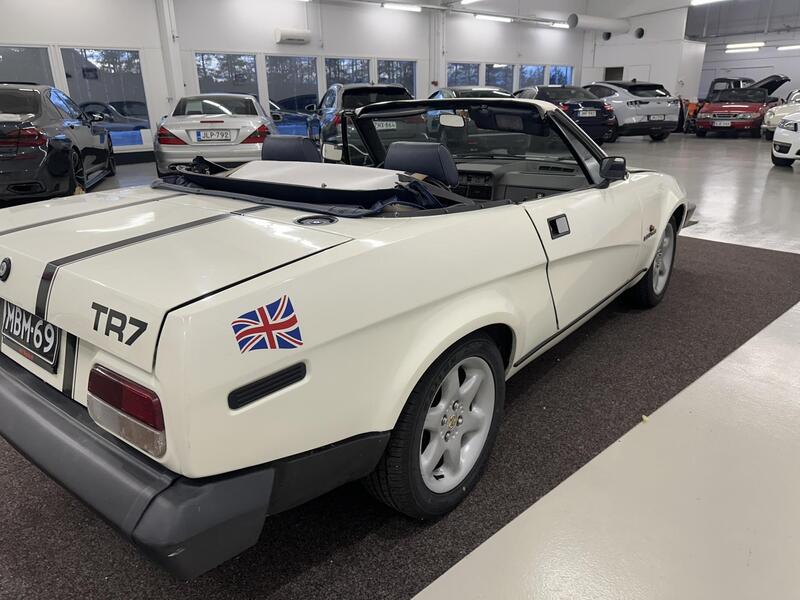 Triumph TR vaihtoauto