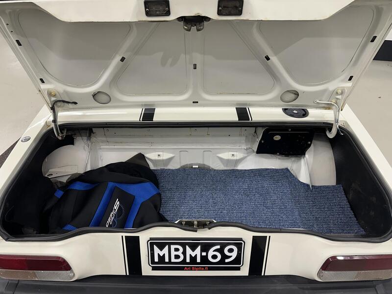 Triumph TR vaihtoauto