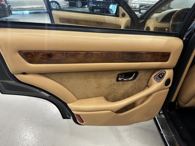 Maserati Quattroporte vaihtoauto