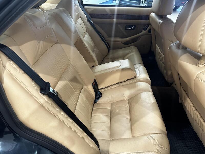 Maserati Quattroporte vaihtoauto