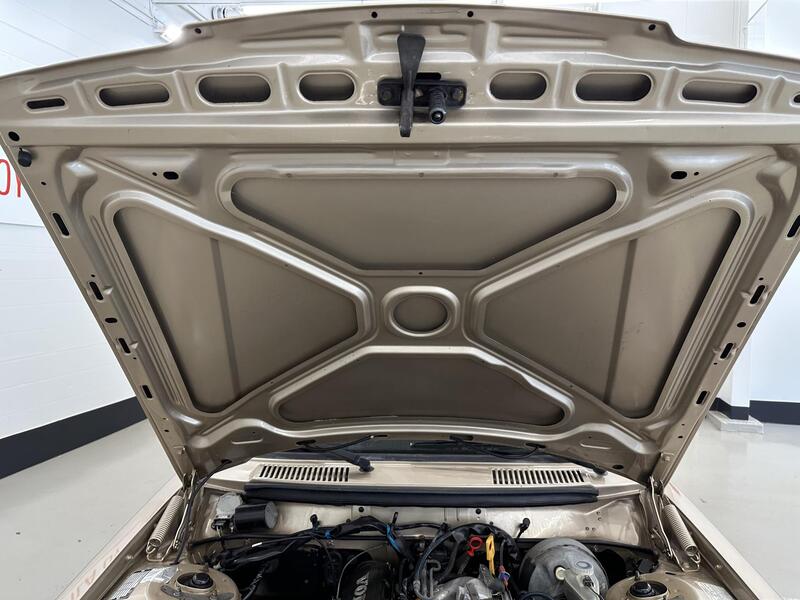 Volvo 240 vaihtoauto