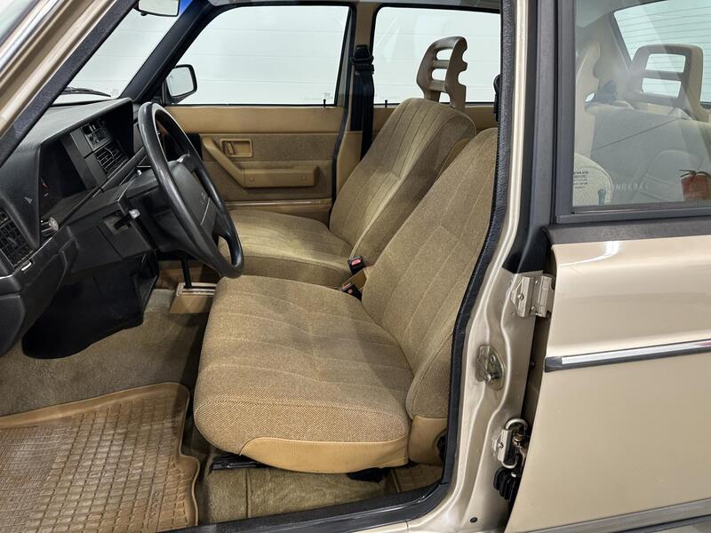 Volvo 240 vaihtoauto