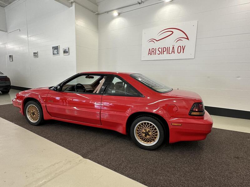 Pontiac Grand Prix vaihtoauto