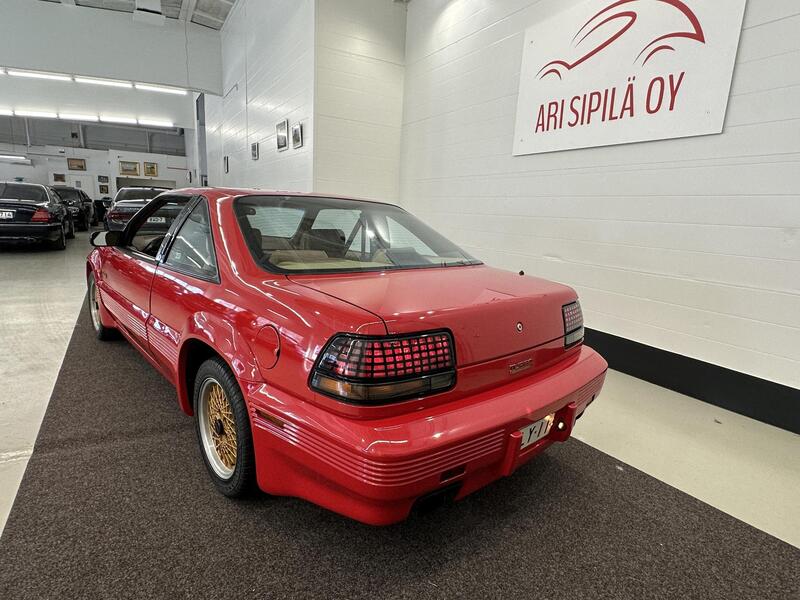 Pontiac Grand Prix vaihtoauto