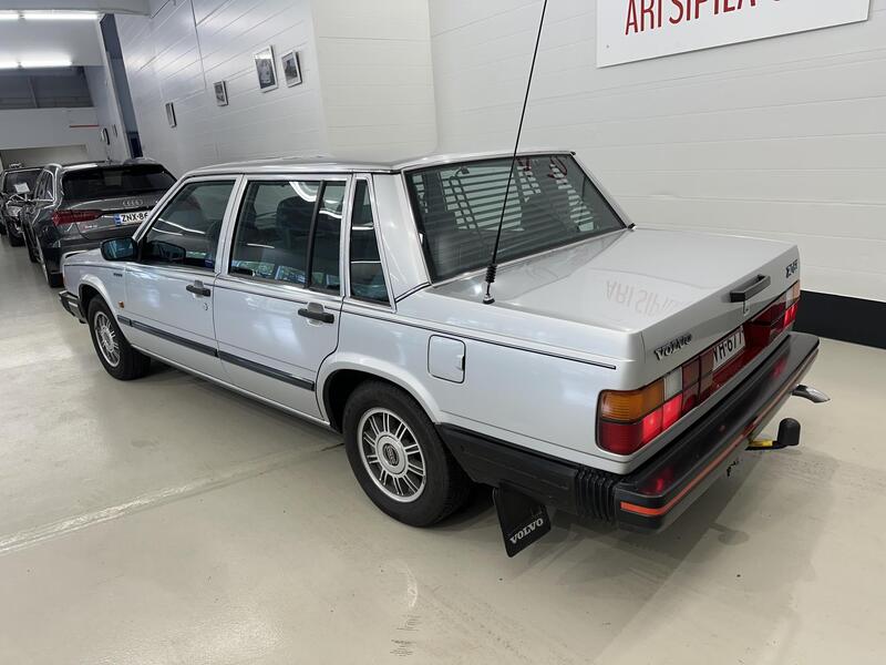 Volvo 740 vaihtoauto