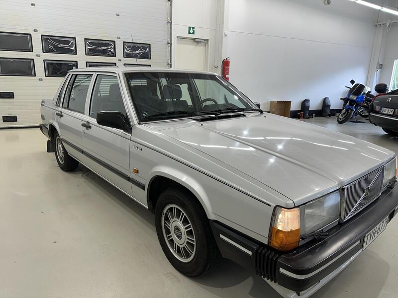 Volvo 740 vaihtoauto