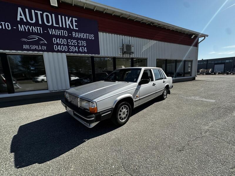 Volvo 740 vaihtoauto
