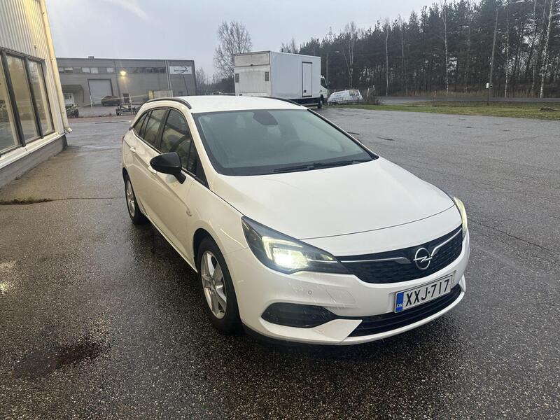 Opel Astra vaihtoauto